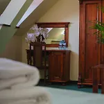 Aslan Hotel 3*